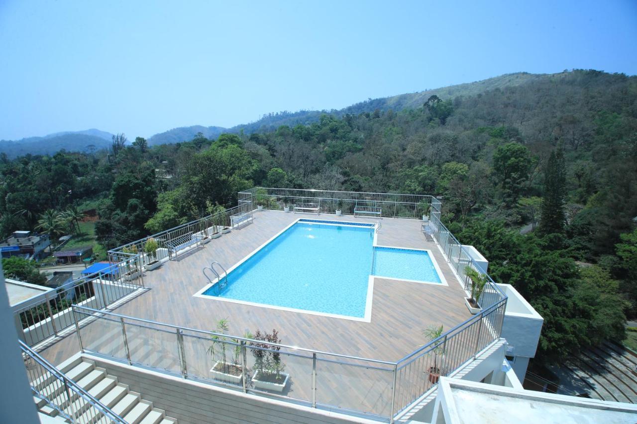 Hotel Sterling Thekkady Exterior foto