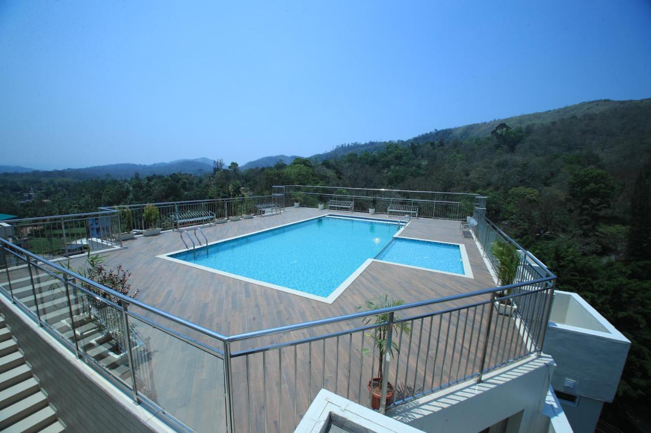Hotel Sterling Thekkady Exterior foto