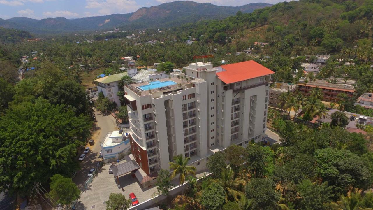 Hotel Sterling Thekkady Exterior foto