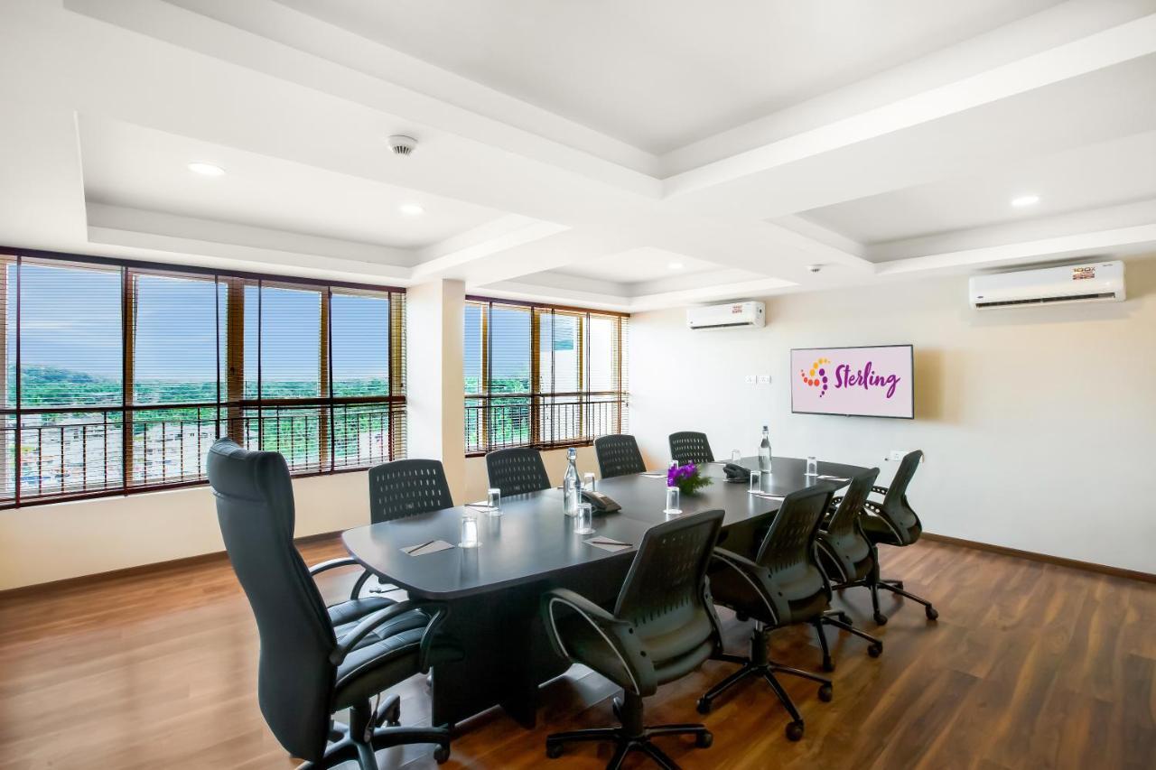 Hotel Sterling Thekkady Exterior foto
