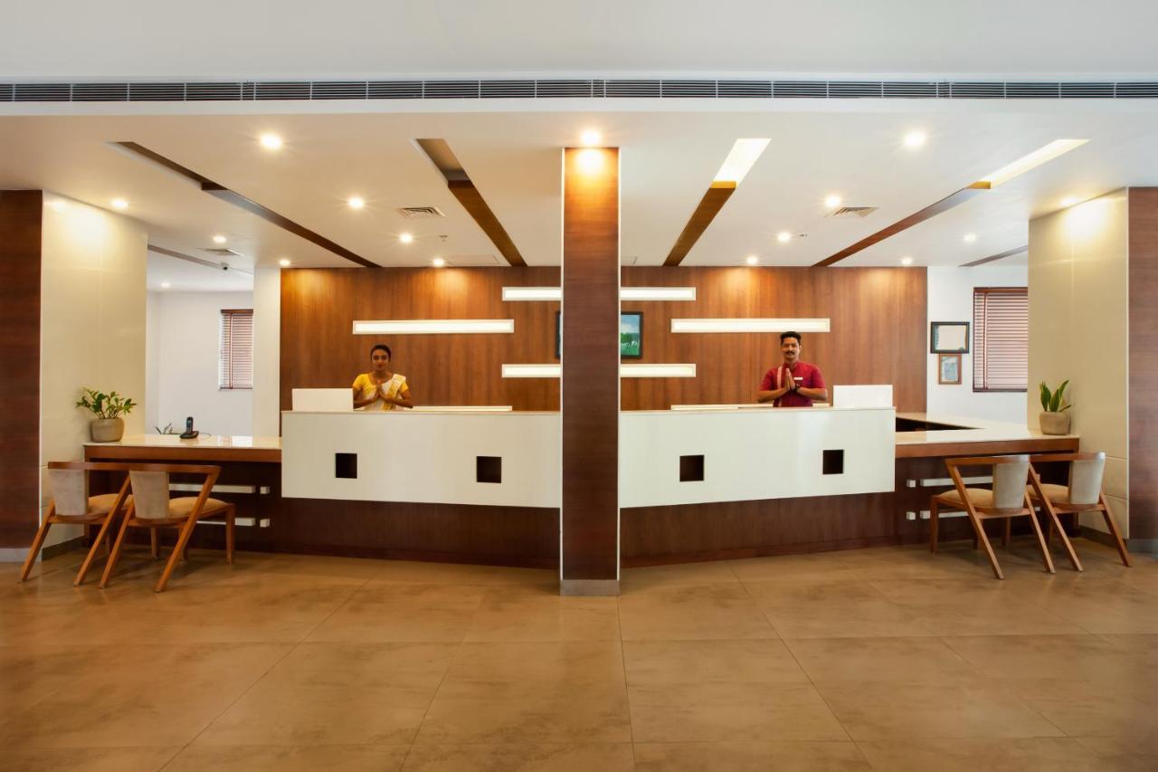 Hotel Sterling Thekkady Exterior foto